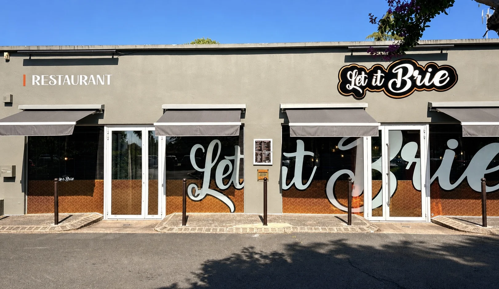 Façade de Let it Brie, restaurant aux Herbiers en Vendée