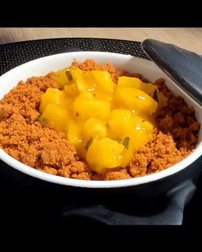 Tiramisu ananas estragon servi au restaurant Let it Brie Les Herbiers